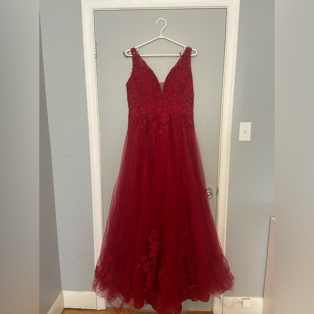 Prom dress - Picture 4 of 7